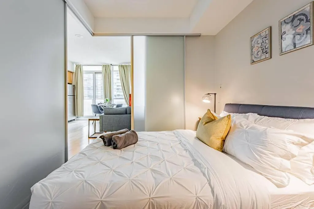 Mls Condos With Amazing Views Toronto 0*,  Canada